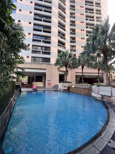 Picture of 3 bed Condo in President Park Sukhumvit 24 Khlongtan Sub District C016482