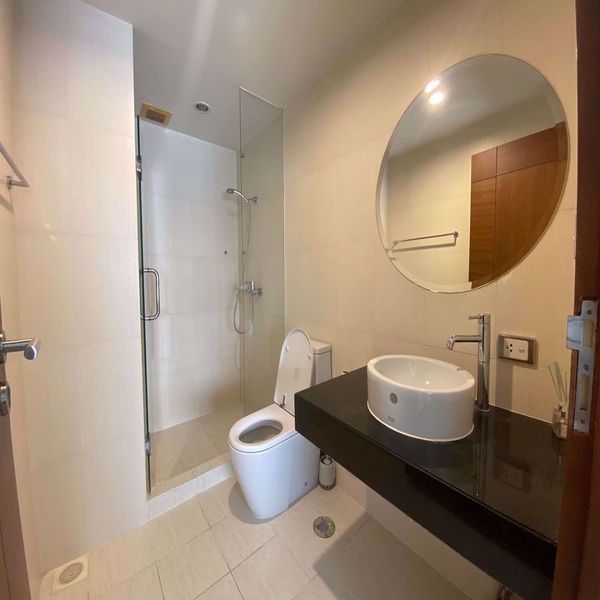 Picture of 2 bed Condo in Silom City Resort Bang Rak District C016661