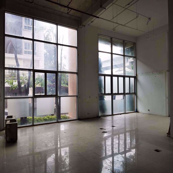 Picture of Commercial located in Khlong Ton Sai Sub District B016665