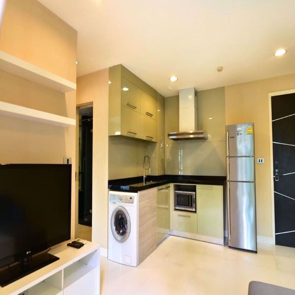 Picture of 1 bed Condo in The Crest Sukhumvit 24 Khlongtan Sub District C016671