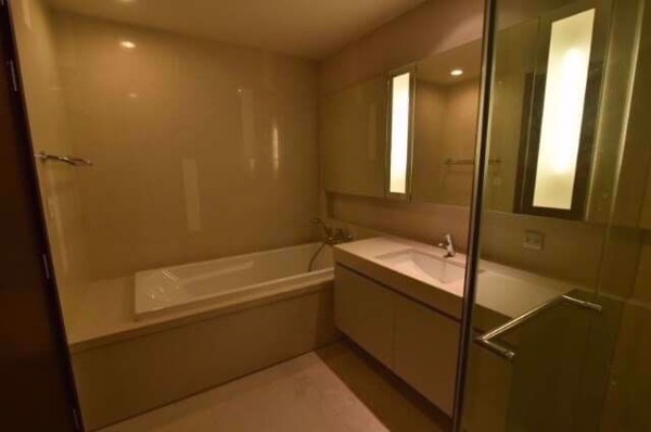 Picture of 2 bed Condo in Quattro by Sansiri Khlong Tan Nuea Sub District C016687