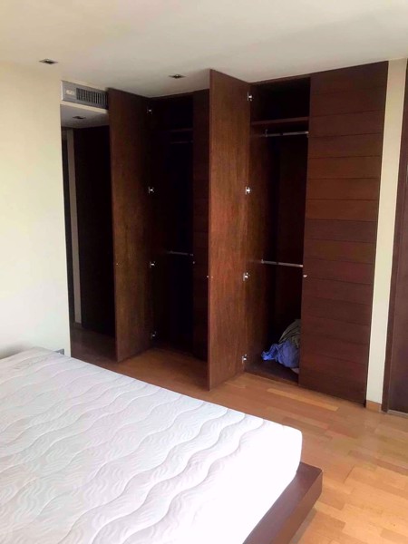 Picture of 2 bed Condo in Supalai Place Condominium Khlong Tan Nuea Sub District C016782