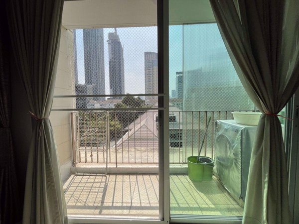 Picture of 2 bed Condo in The Clover Khlong Tan Nuea Sub District C016876