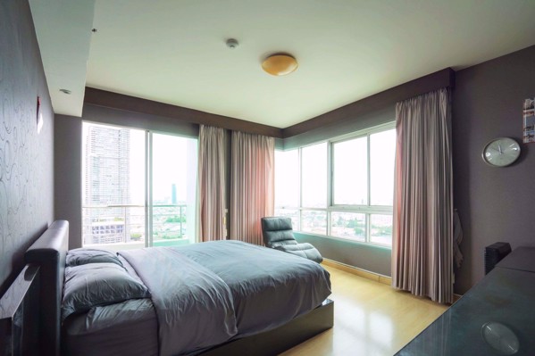 รูปภาพ 1 ห้องนอน Condo ในโครงการ Supalai River Place Banglamphulang Sub District C016880