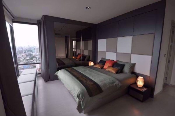 รูปภาพ 2 ห้องนอน Condo ในโครงการ Rhythm Sukhumvit 42 Phra Khanong Sub District C016896