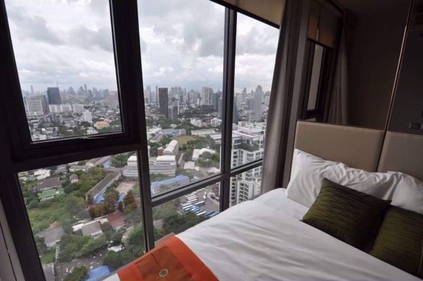 รูปภาพ 2 ห้องนอน Condo ในโครงการ Rhythm Sukhumvit 42 Phra Khanong Sub District C016896