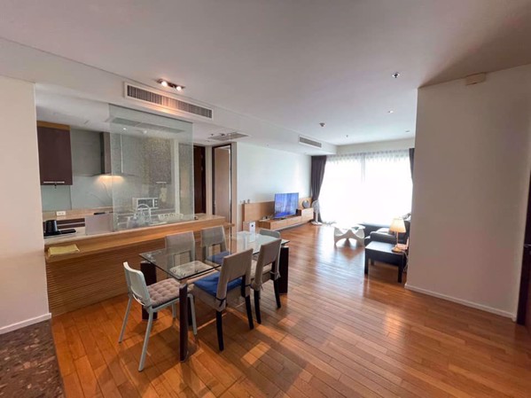 Picture of 2 bed Condo in The Lakes Khlongtoei Sub District C016905