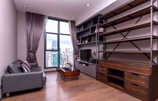 รูปภาพ 3 ห้องนอน Condo ในโครงการ The Diplomat Sathorn Silom Sub District C016916