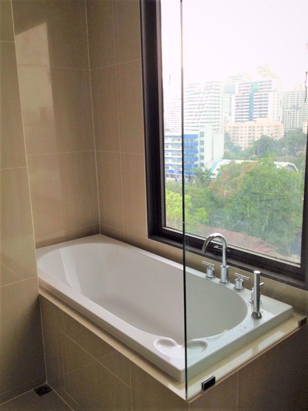 Picture of 2 bed Condo in Villa Asoke Makkasan Sub District C016933