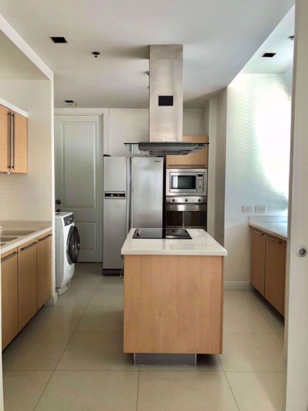 รูปภาพ 3 ห้องนอน Condo ในโครงการ Athenee Residence Lumphini Sub District C016944