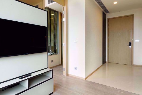 Picture of 1 bed Condo in The ESSE Asoke Khlong Toei Nuea Sub District C016958