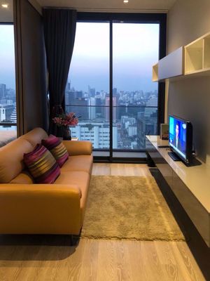 Picture of 1 bed Condo in Ashton Silom Suriyawong Sub District C016969