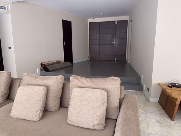 Picture of 3 bed Condo in Supakarn Condominium Khlong Ton Sai Sub District C016978