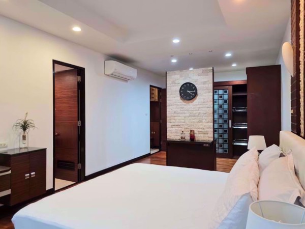 รูปภาพ 2 ห้องนอน Condo ในโครงการ Avenue 61 Khlong Tan Nuea Sub District C016982