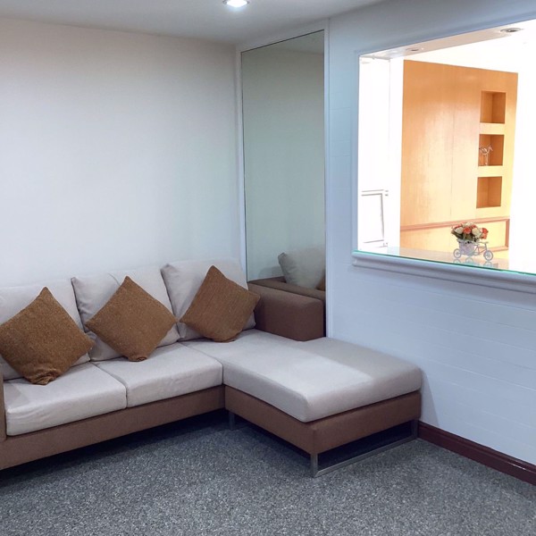 Picture of 2 bed Condo in Asoke Place Khlong Toei Nuea Sub District C017012