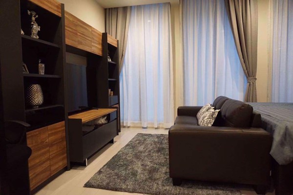 Picture of 1 bed Condo in Noble Ploenchit Lumphini Sub District C016228