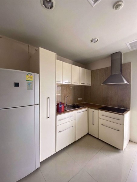 Picture of 2 bed Condo in 33 Tower Khlong Tan Nuea Sub District C017044