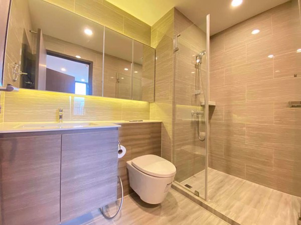 Picture of 1 bed Condo in Whizdom Essence Bangchak Sub District C017064