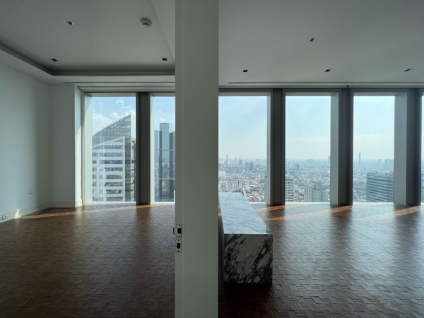 Picture of 2 bed Condo in The Ritz-Carlton Residences at MahaNakhon Bang Rak District C017122