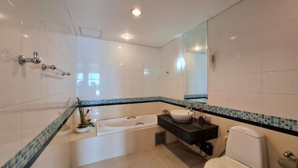 Picture of 3 bed Penthouse in CitiSmart Sukhumvit 18 Khlongtoei Sub District P017167