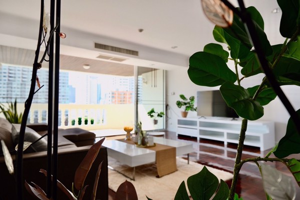 Picture of 2 bed Condo in SanguanSap Mansion Yan Nawa Sub District C017170