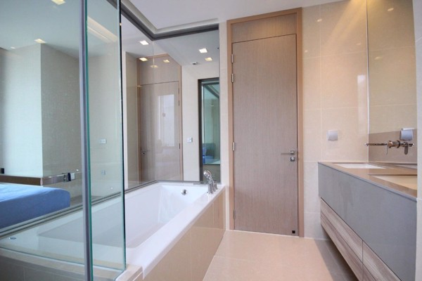 Picture of 2 bed Condo in The ESSE Asoke Khlong Toei Nuea Sub District C017176