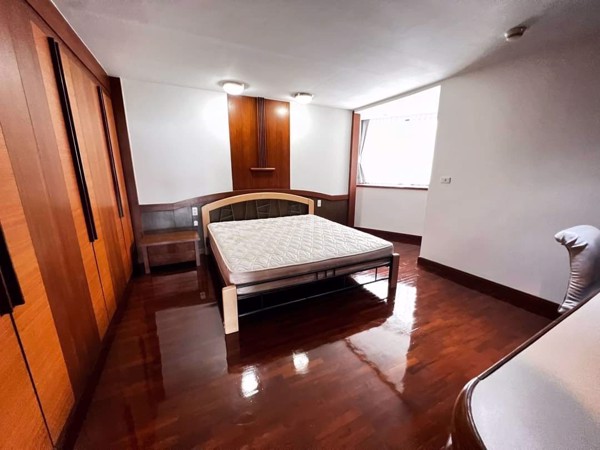 Picture of 3 bed Condo in President Park Sukhumvit 24 Khlongtan Sub District C017188