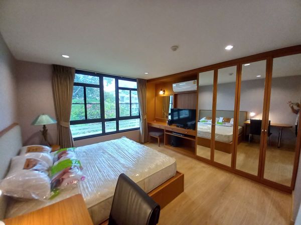 Picture of 2 bed Condo in Baan Chan Khlong Tan Nuea Sub District C017208