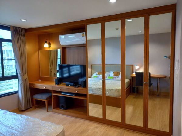 Picture of 2 bed Condo in Baan Chan Khlong Tan Nuea Sub District C017208