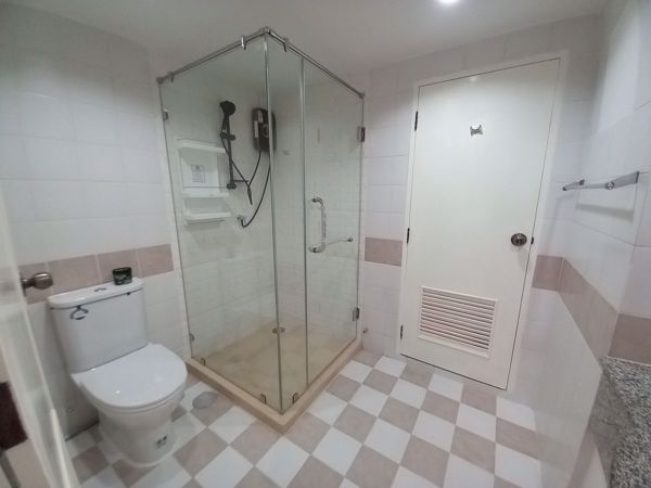 Picture of 2 bed Condo in Baan Chan Khlong Tan Nuea Sub District C017208