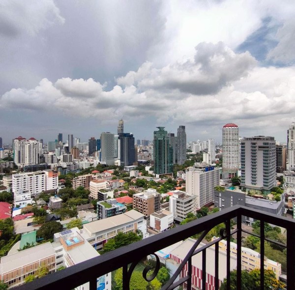 Picture of 1 bed Condo in The Crest Sukhumvit 34 Khlongtan Sub District C017218