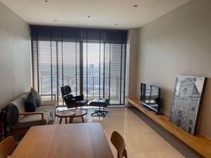 Picture of 1 bed Condo in The Emporio Place Khlongtan Sub District C017236