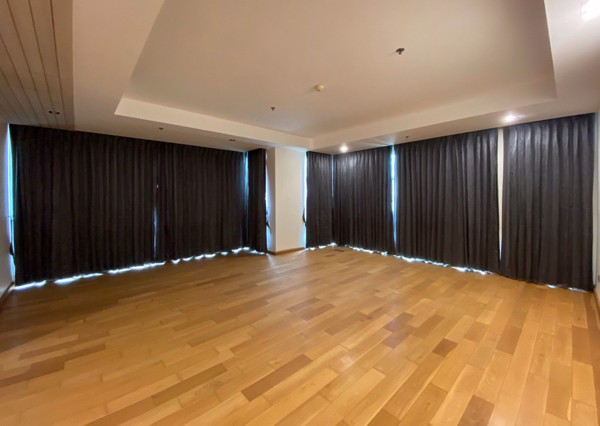 Picture of 4 bed Condo in Belgravia Residences Khlongtan Sub District C017268