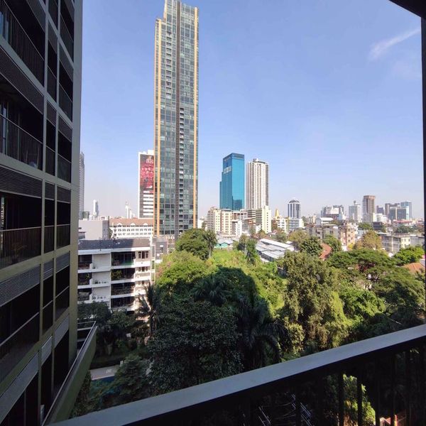 Picture of 1 bed Condo in Noble Solo Khlong Tan Nuea Sub District C017372