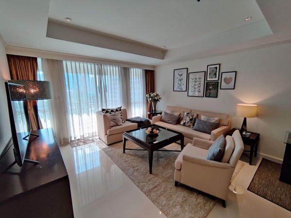 Picture of 2 bed Condo in The Oleander Khlong Toei Nuea Sub District C017419