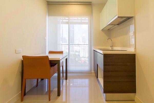 Picture of 1 bed Condo in Centric Sathorn - Saint Louis Yan Nawa Sub District C017430