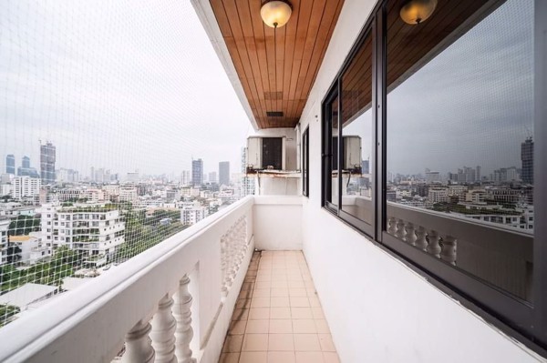 รูปภาพ 2 ห้องนอน Penthouse ในโครงการ United Tower Khlong Tan Nuea Sub District P017453