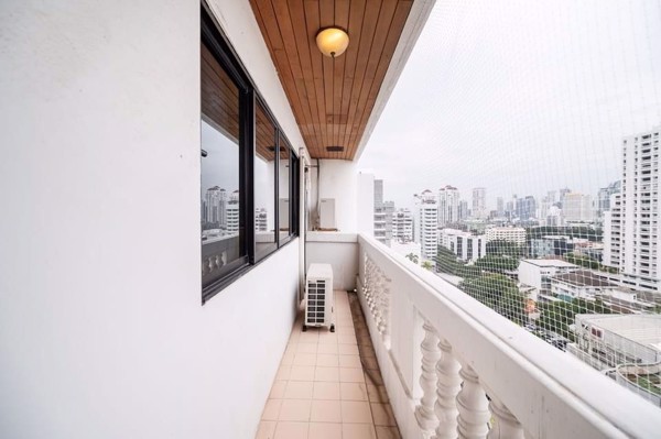 รูปภาพ 2 ห้องนอน Penthouse ในโครงการ United Tower Khlong Tan Nuea Sub District P017453