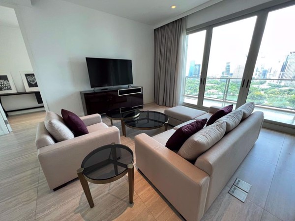 Picture of 3 bed Condo in 185 Rajadamri Lumphini Sub District C017468