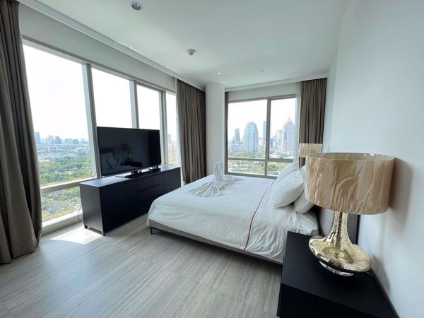 Picture of 3 bed Condo in 185 Rajadamri Lumphini Sub District C017468