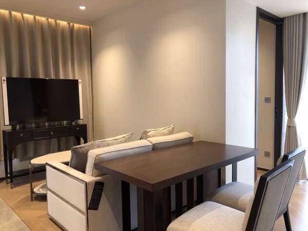 รูปภาพ 2 ห้องนอน Condo ในโครงการ The Reserve Sukhumvit 61 Khlong Tan Nuea Sub District C017490