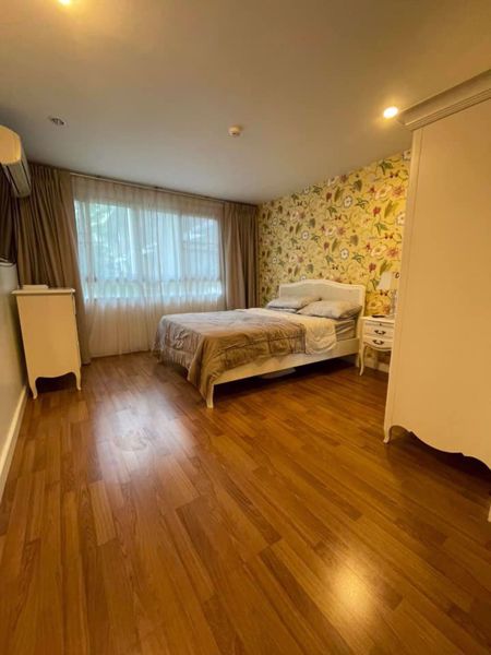 Picture of 2 bed Condo in The Clover Khlong Tan Nuea Sub District C017533