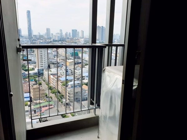 รูปภาพ 1 ห้องนอน Condo ในโครงการ The Room Sathorn-St.Louis Thung Wat Don Sub District C017541