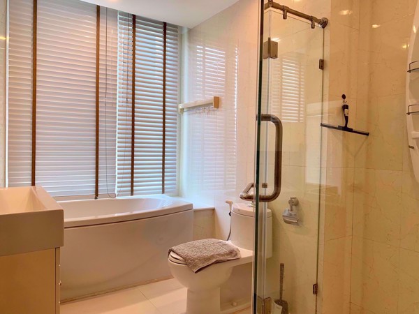 Picture of 2 bed Condo in Baan Siri Thirty One Khlong Toei Nuea Sub District C017558