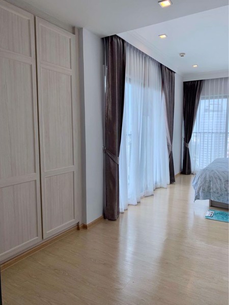 Picture of 3 bed Condo in Noble Remix Khlongtan Sub District C017573