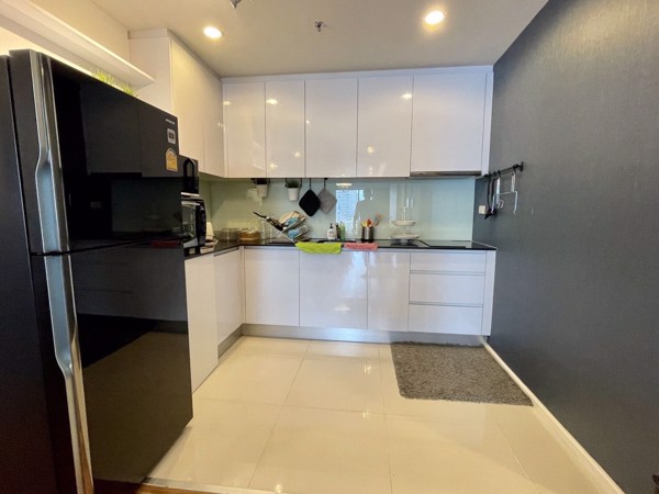 Picture of 4 bed Condo in 15 Sukhumvit Residences Khlong Toei Nuea Sub District C017586