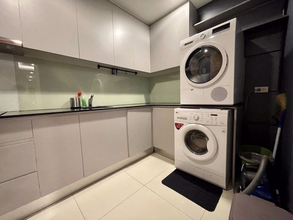 Picture of 4 bed Condo in 15 Sukhumvit Residences Khlong Toei Nuea Sub District C017586