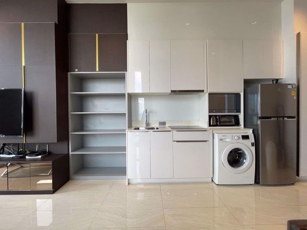 Picture of 2 bed Condo in Ashton Silom Suriyawong Sub District C017351