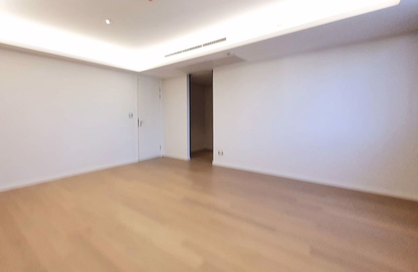 Picture of 3 bed Condo in Circle Sukhumvit 31 Khlong Tan Nuea Sub District C017618