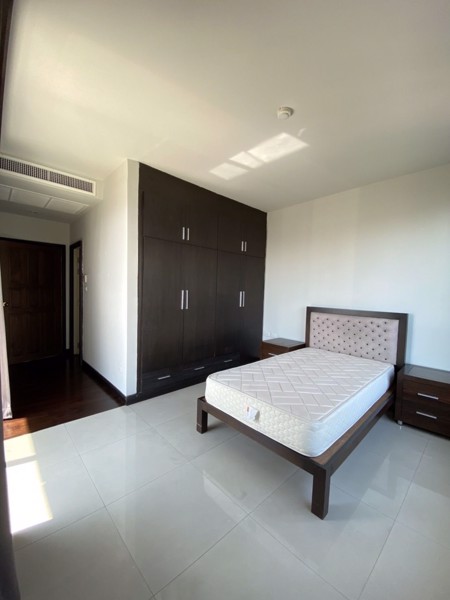 รูปภาพ 4 ห้องนอน Condo ในโครงการ Baan Thirapa Thungmahamek Sub District C017642